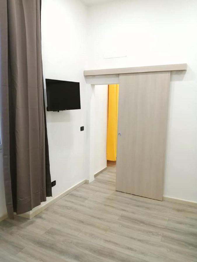 Appartamento Nuovo A 1 Minuto Dal Porto Livorno Exterior foto